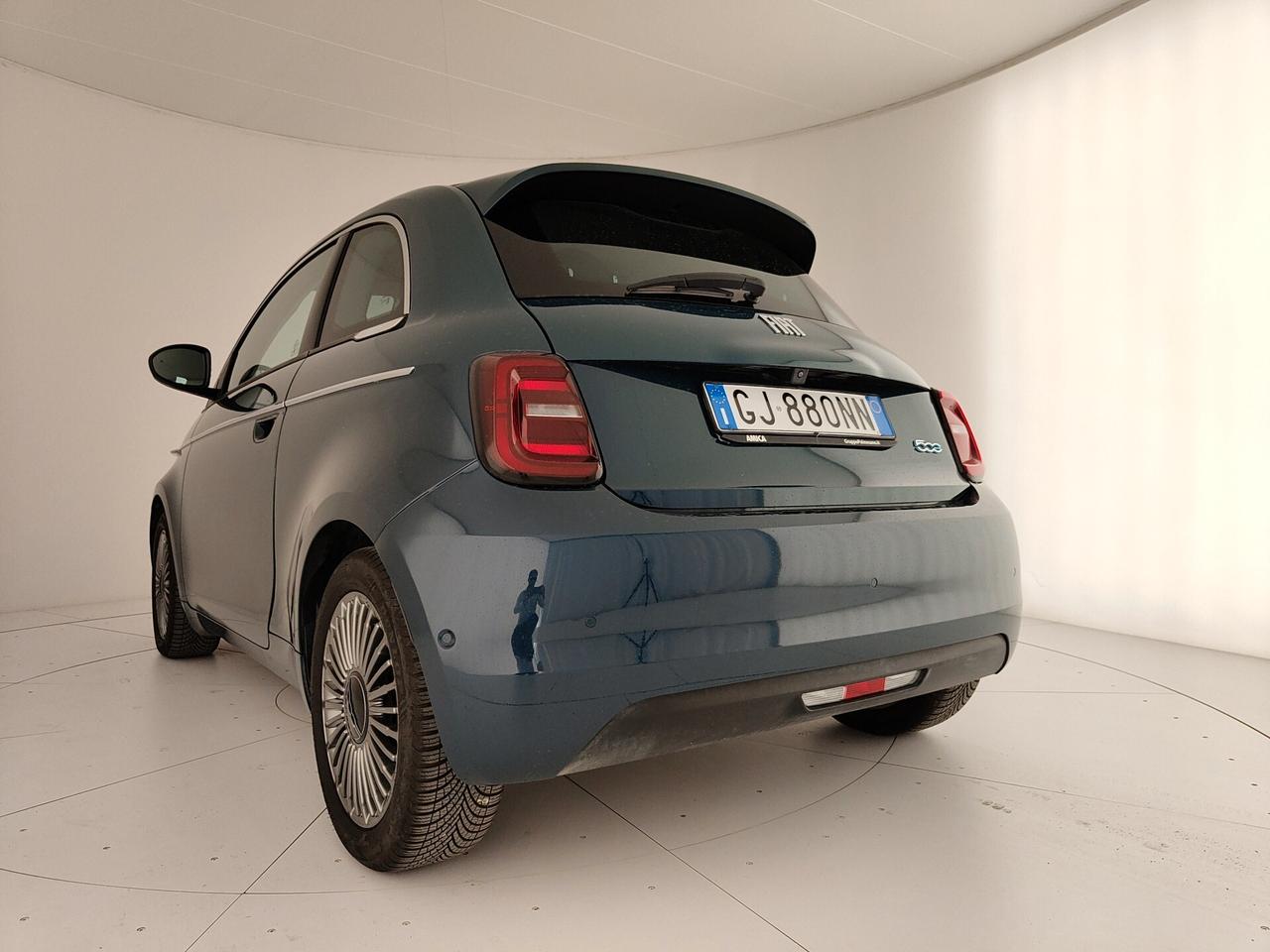 Fiat 500 500e Berlina 42 kWh Icon
