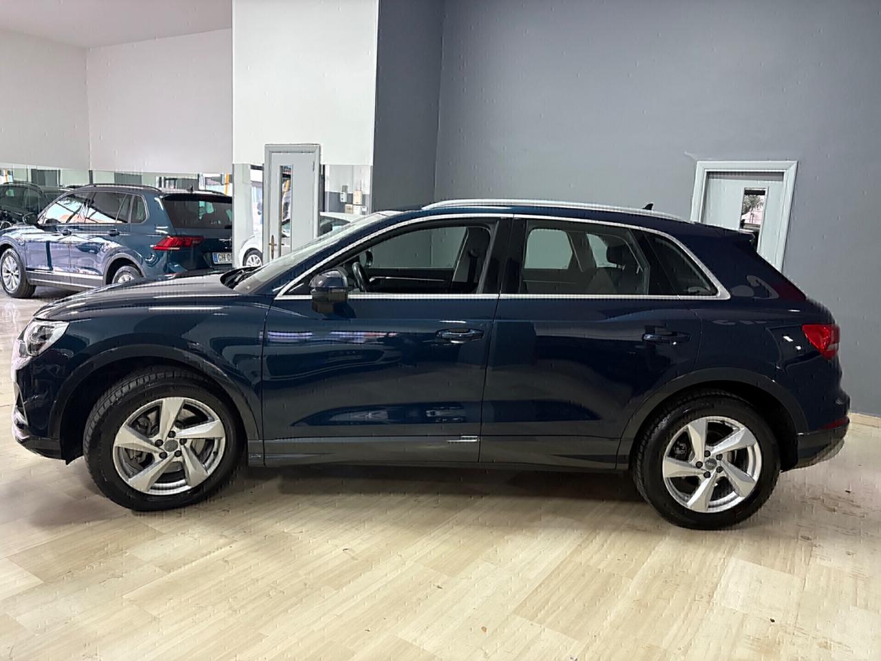 Audi Q3 40 TDI quattro S tronic Business Advanced