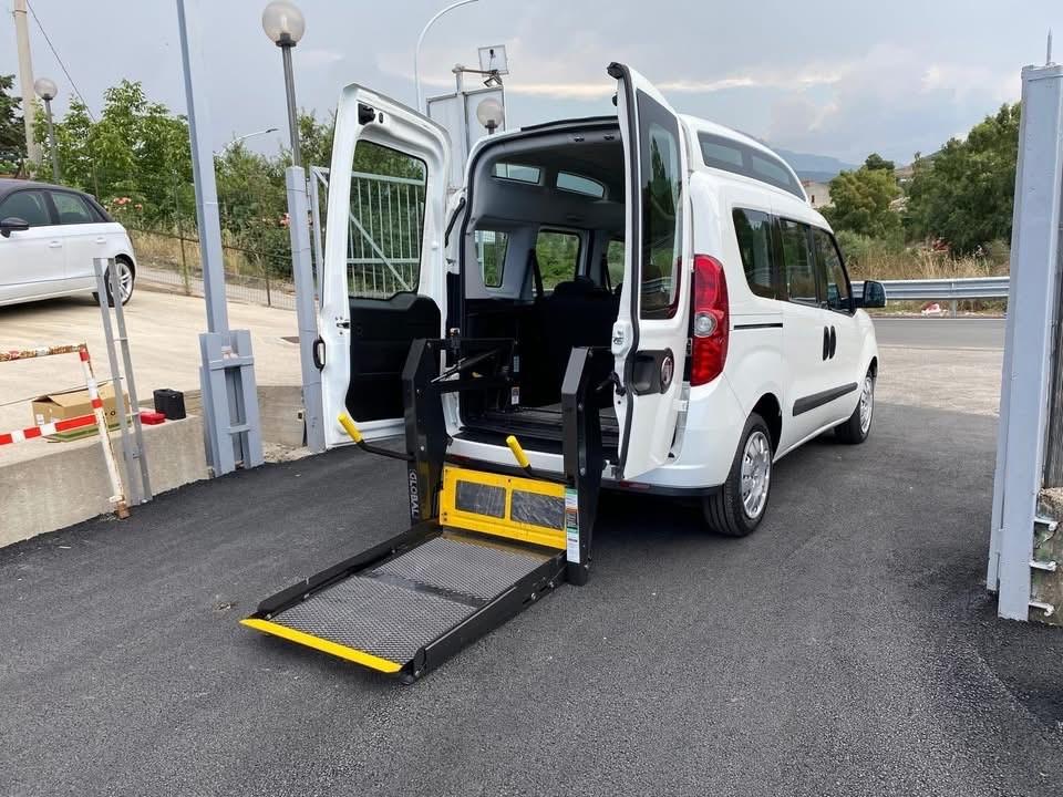 Fiat Doblo Doblò 1.6 MJT 16V 105CV trasporto disabili