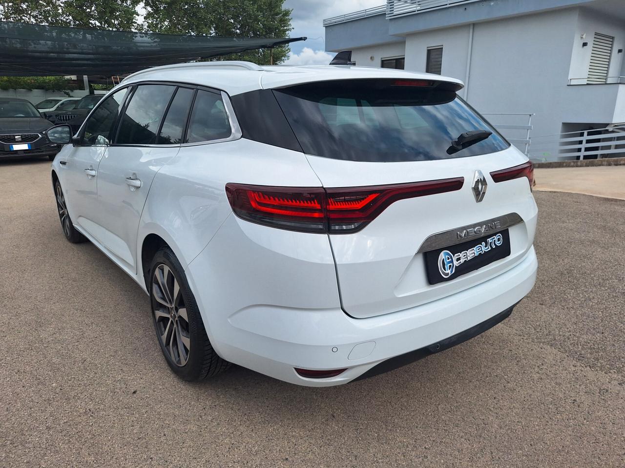 Renault Megane Sporter TECHNO 1.5 dCi 115cv EDC NAV+RETROCAM. 2024
