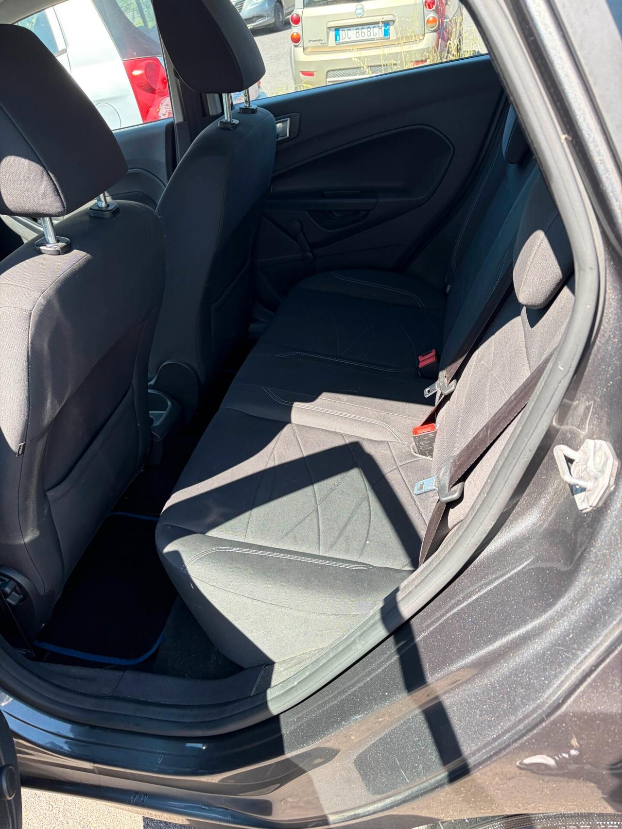 Ford Fiesta 1.2 60CV 5 porte Titanium