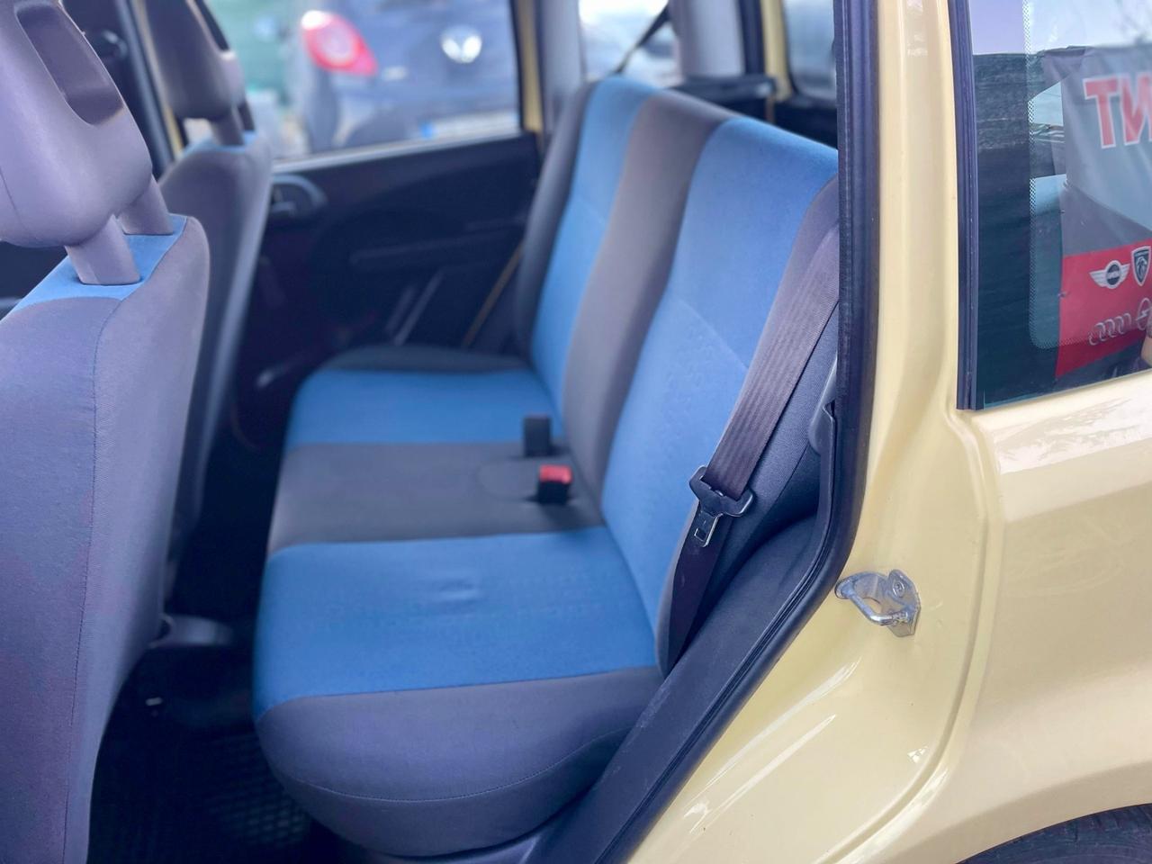 Fiat Panda 1.2 Emotion 2011