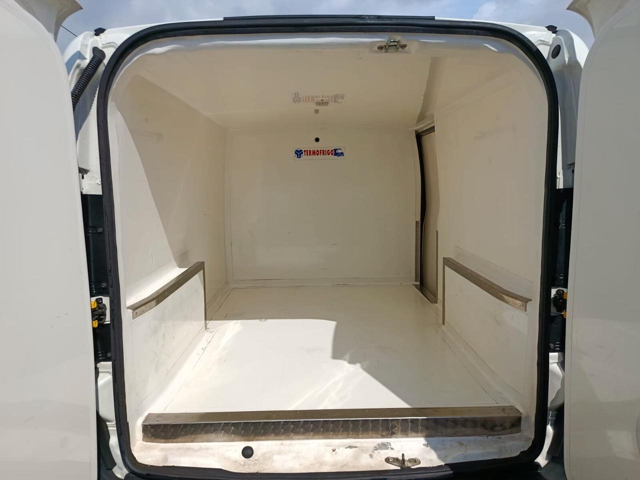 Fiat Doblò 1.6 MJT 105CV Isotermico-2016