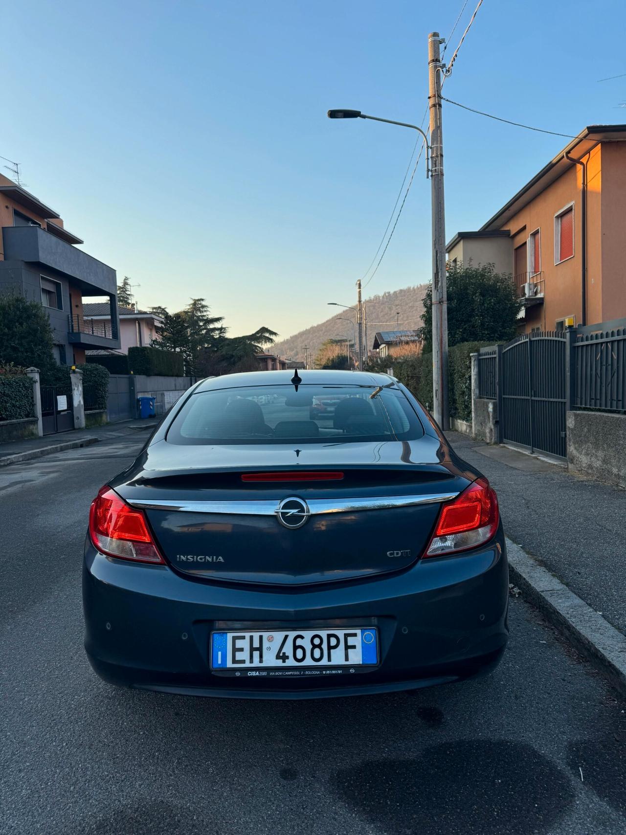 Opel Insignia 2.0 CDTI Berlina 2011