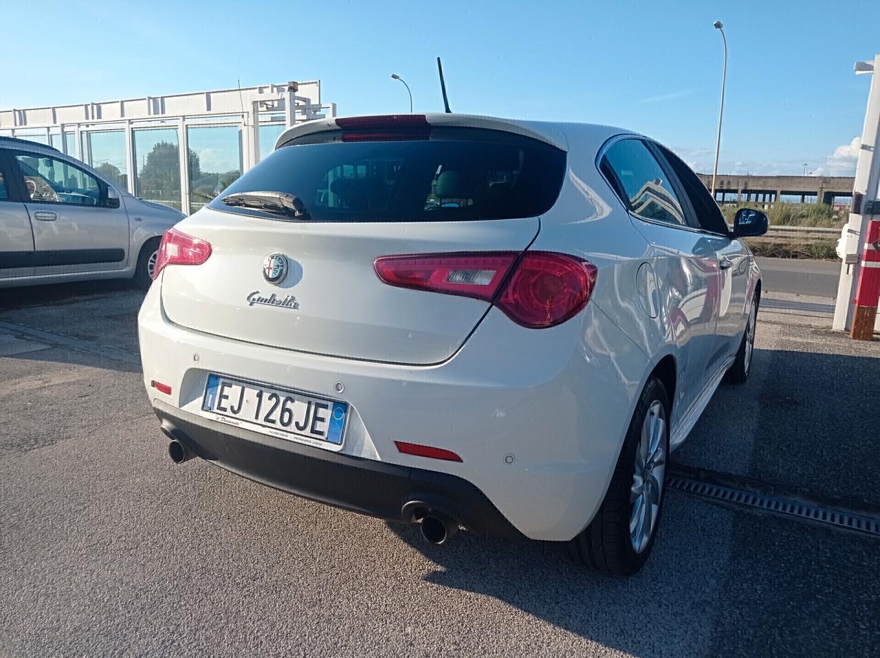 Alfa Romeo Giulietta 2.0 JTDm-2 140 CV Sport Pack