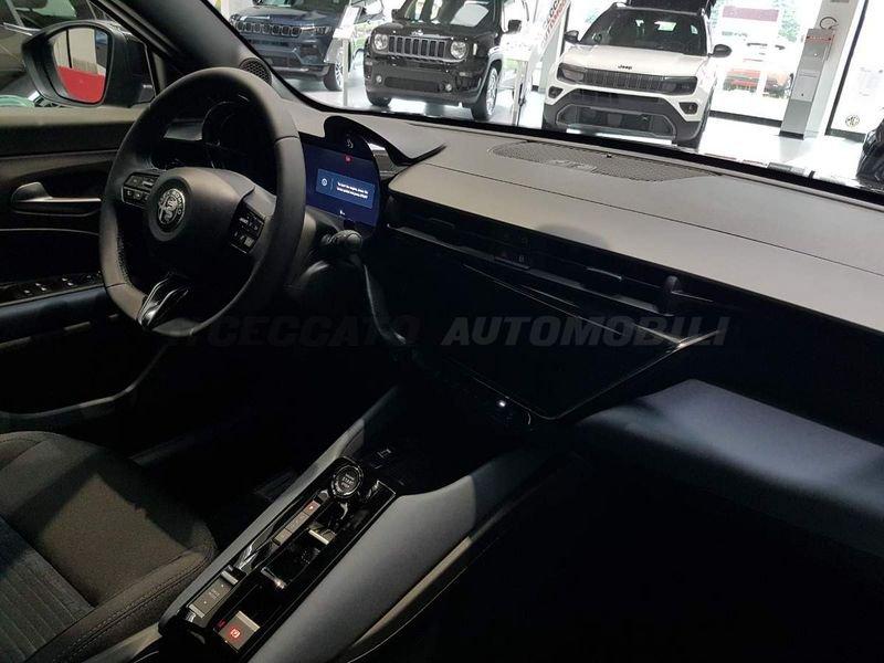 Alfa Romeo Junior Junior 1.2 ibrida 136cv edct6