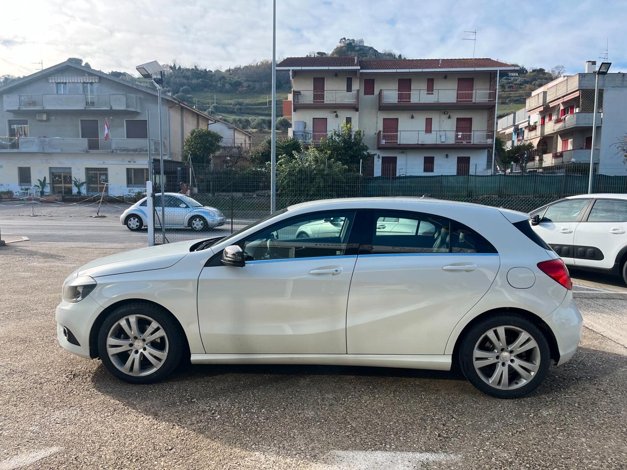 Mercedes-benz A 180 A 180 d Executive