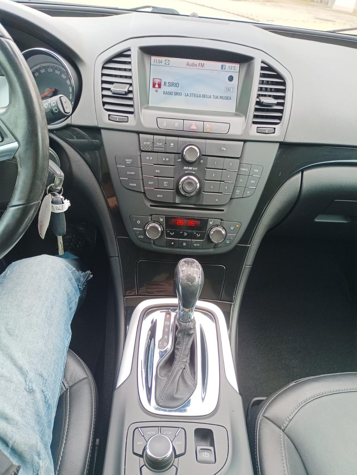 Opel Insignia 2.0 CDTì 160 cv sport tuarer cosmo