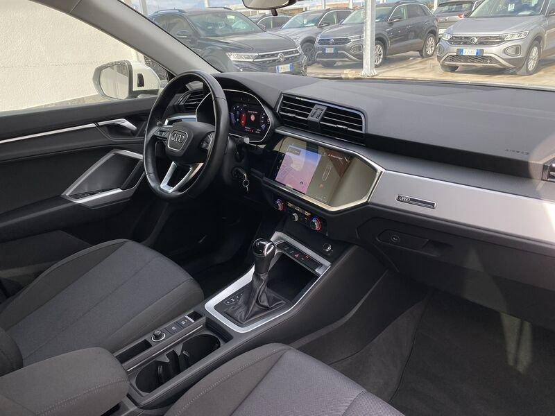 Audi Q3 Business 2.0 TDI 150CV S-Tronic 35