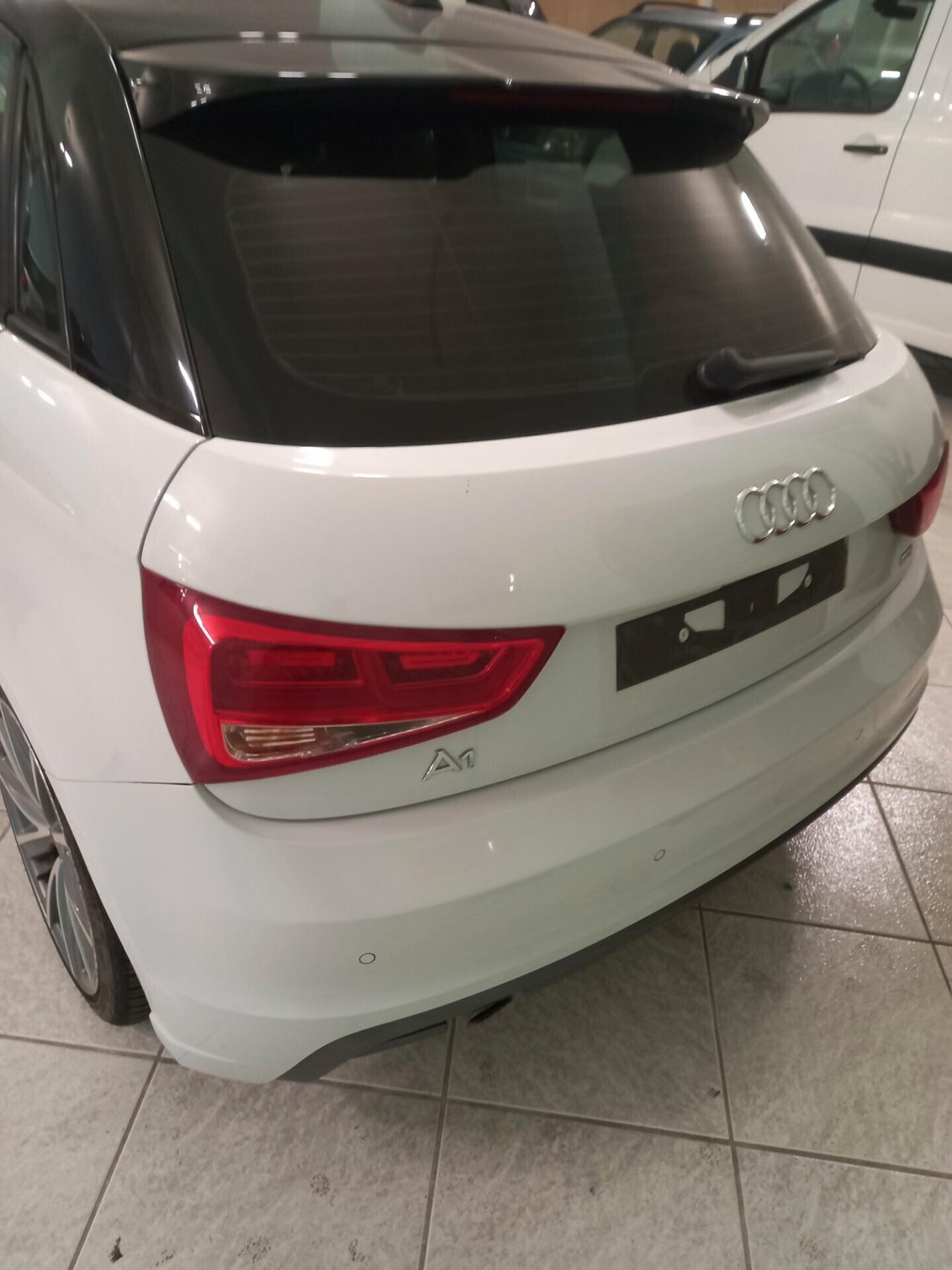Audi A1 1.6 TDI S tronic Attraction