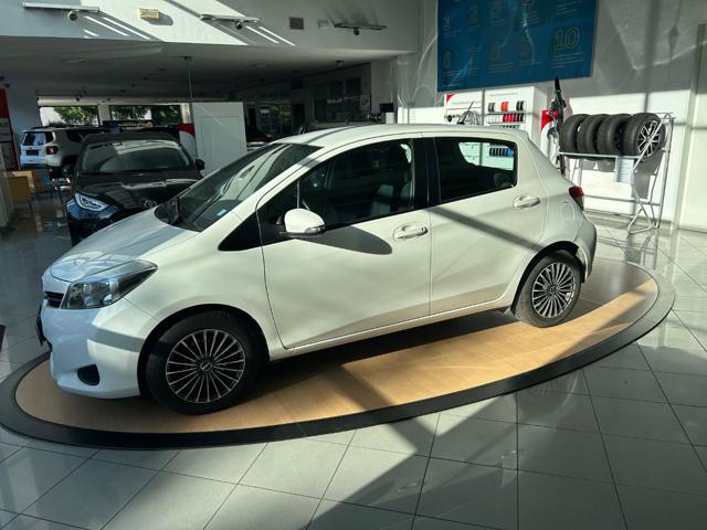 TOYOTA Yaris 1.4 D-4D 5 porte Active
