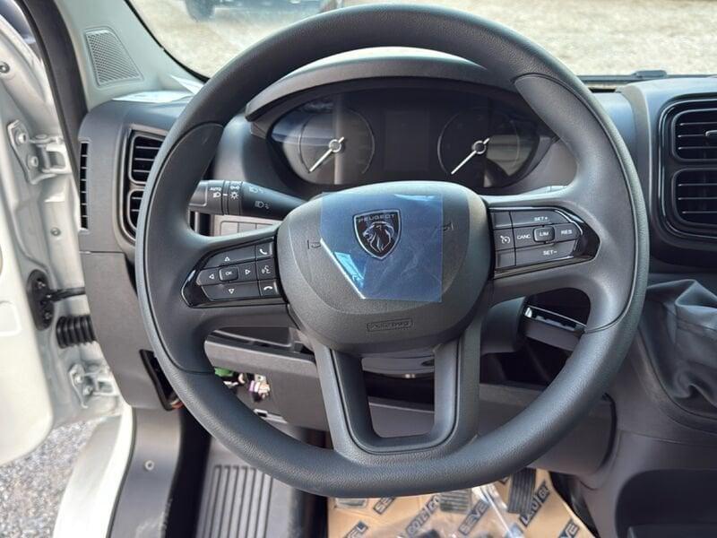 Peugeot Boxer Boxer 335 2.2 BlueHDi 140 S&S PLM-TA Furgone