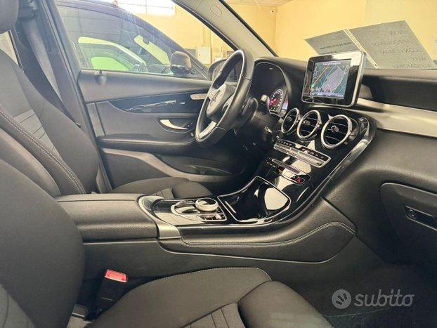 MERCEDES-BENZ GLC 220 d 4Matic Premium