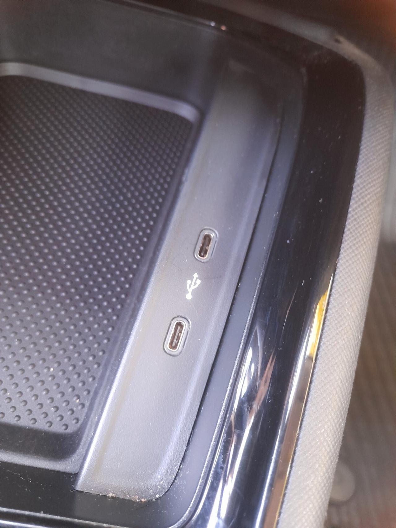Skoda Kamiq 1.0 TSI Black Dots