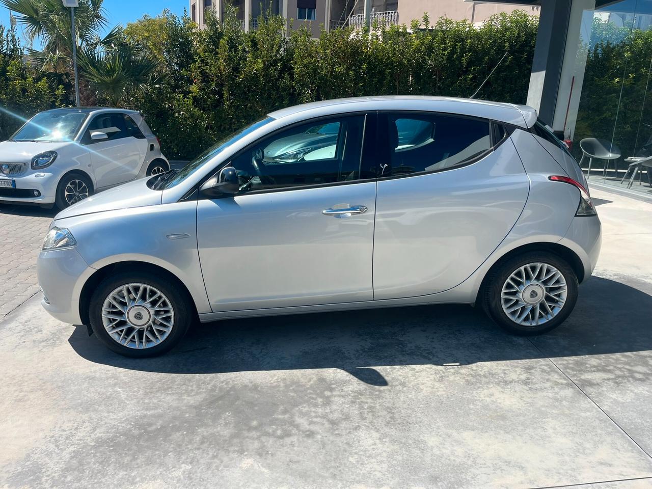 Lancia Ypsilon 1.2 69 CV 5 porte Gold