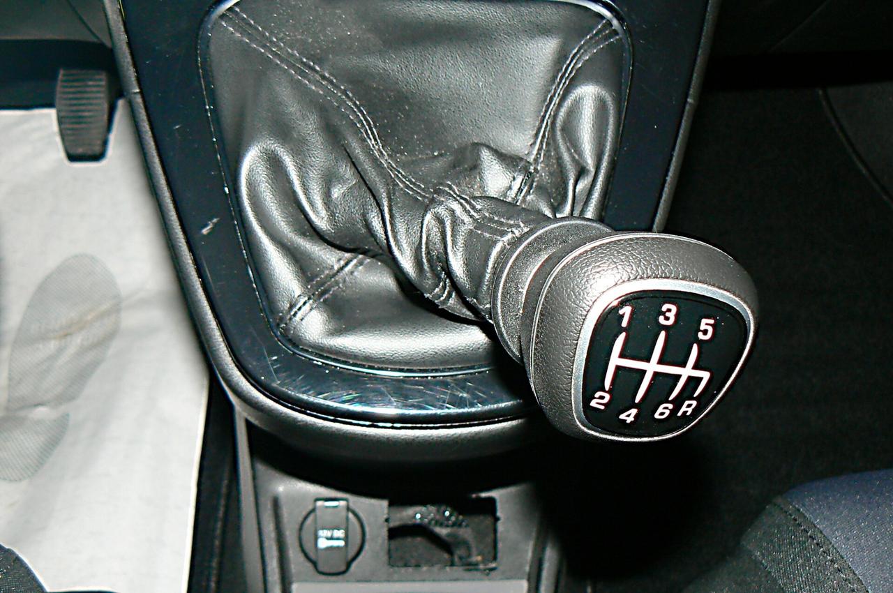 Lancia Ypsilon 1.0 FireFly 5 porte S&S Hybrid Platino - n101109