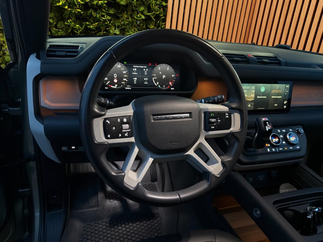 Land Rover Defender 90 3.0D I6 200 CV AWD Auto SE