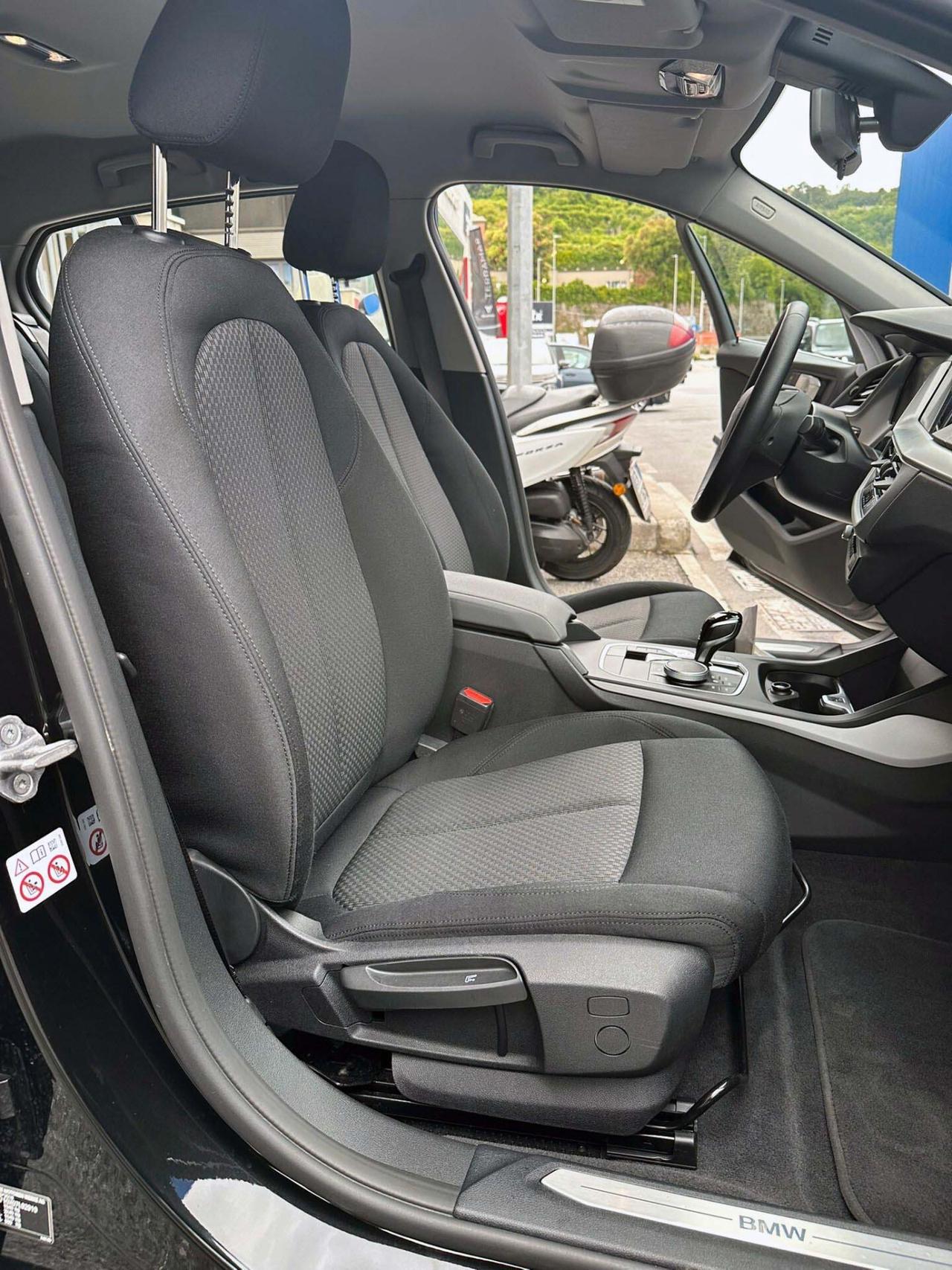 Bmw 116d 5p. Business Advantage 1.5 Automatica Navi Led Camera Virtual Cokpit Unico Prorietario Fatturabile