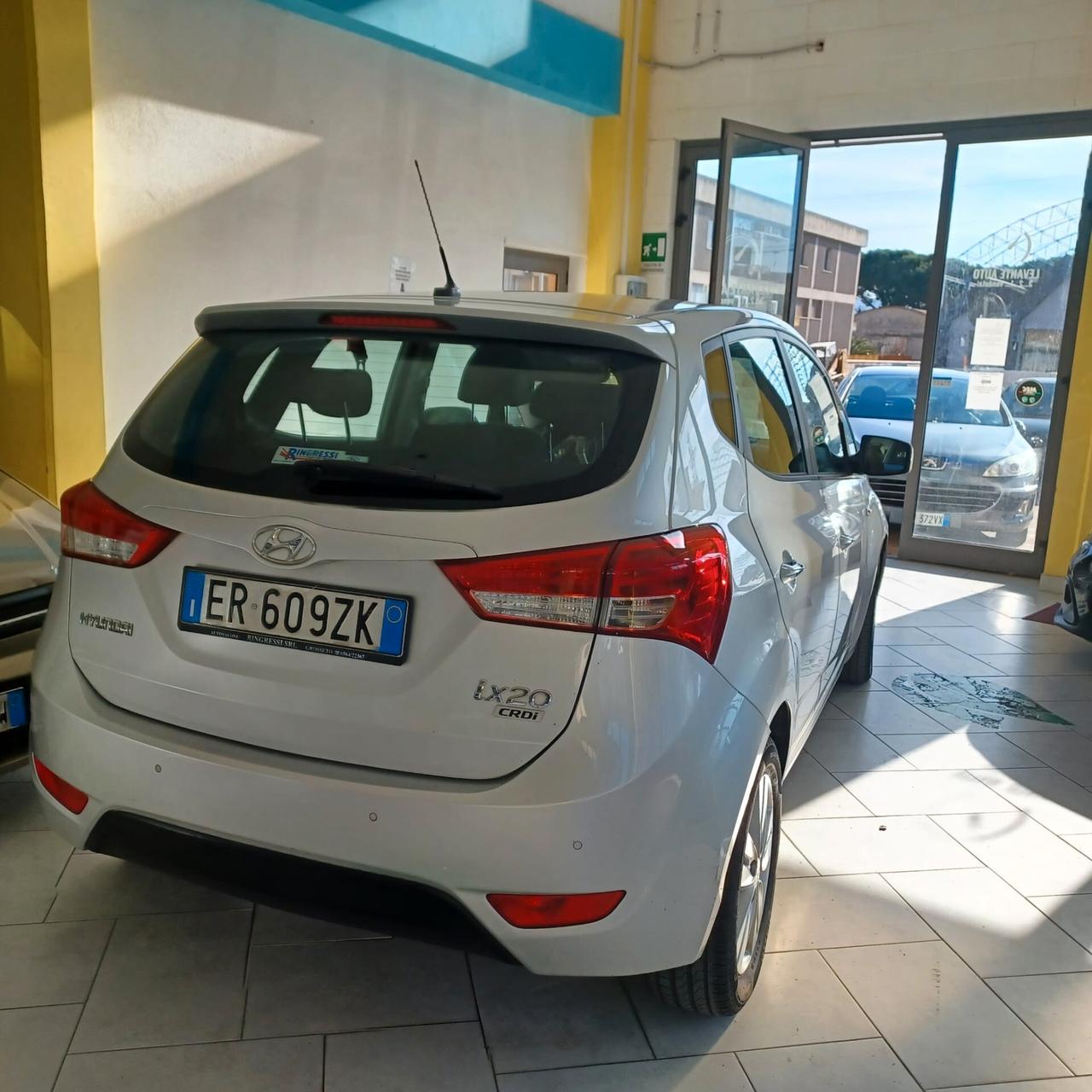 SEMBRA NUOVA 133.188 KM HYUNDAI IX20 1.4 TDI