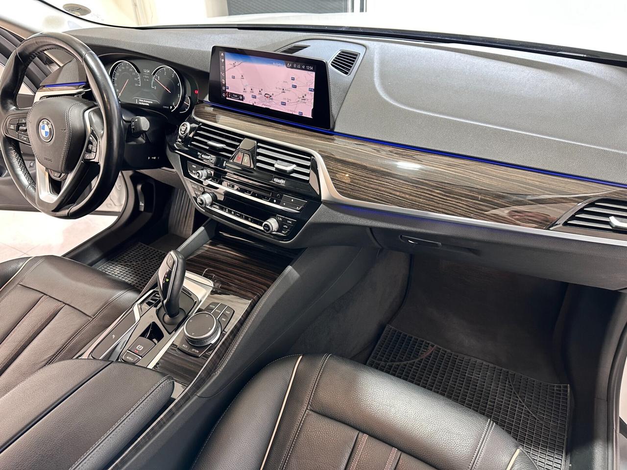 Bmw 530 530d xDrive Luxury - BERLINA - UNICO PROP.