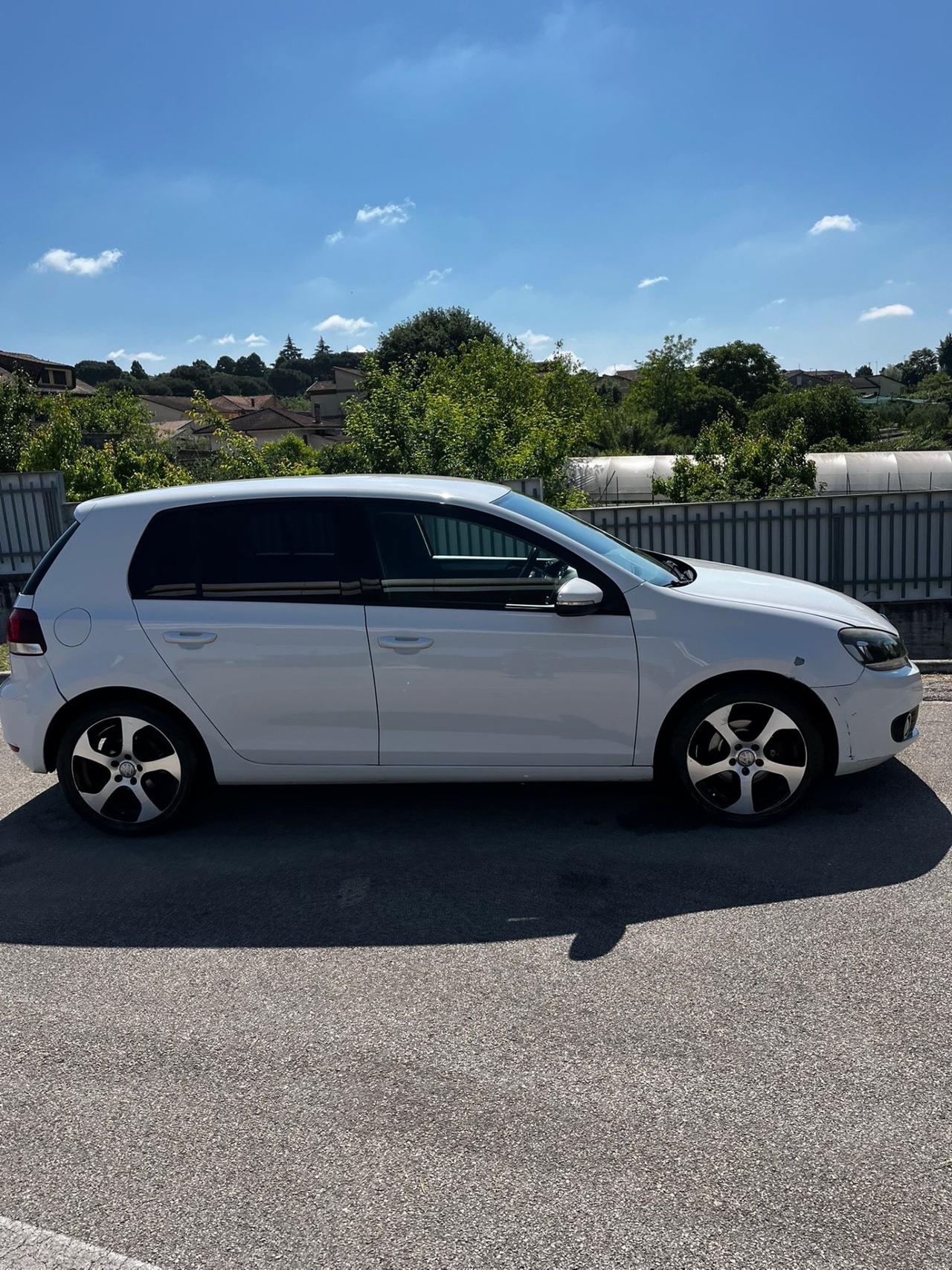 Volkswagen Golf 1.6 TDI DPF 5p. Highline