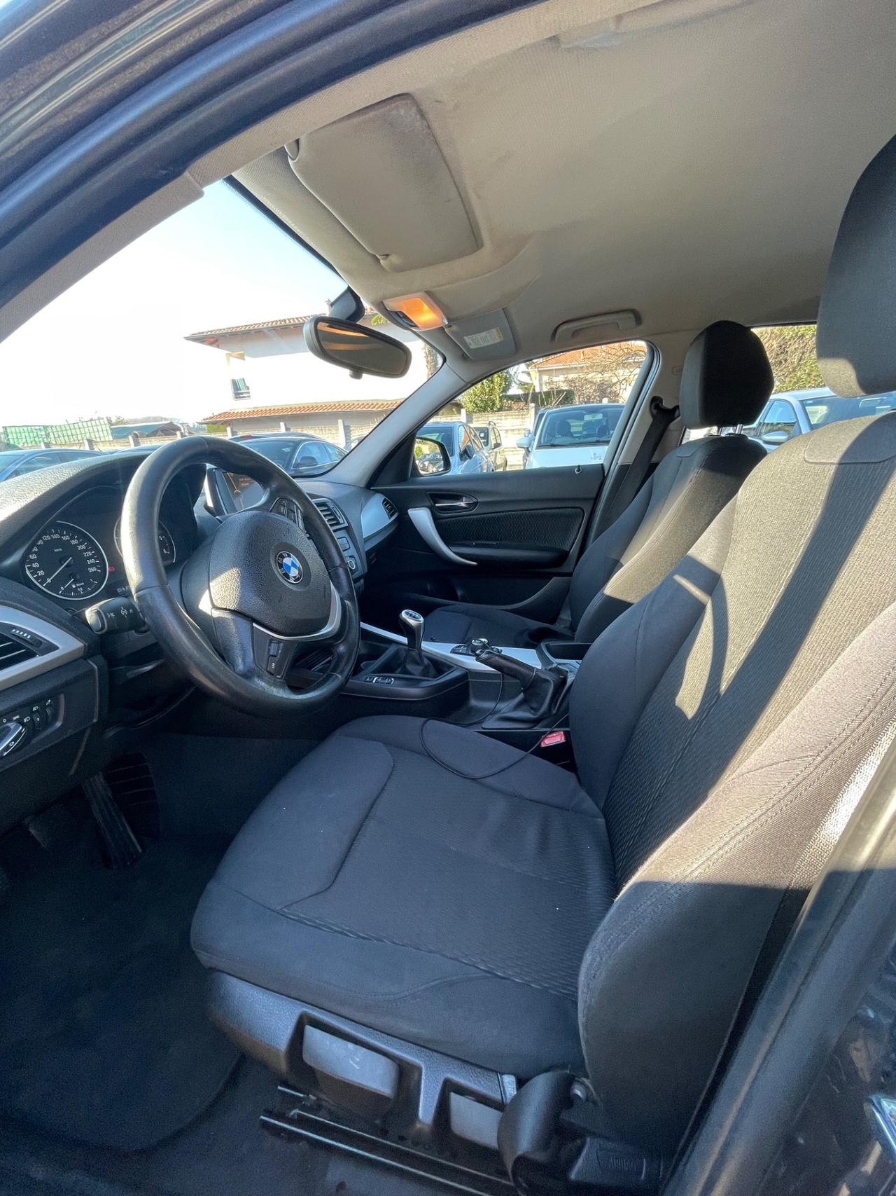 Bmw 116 120d 5p. Urban