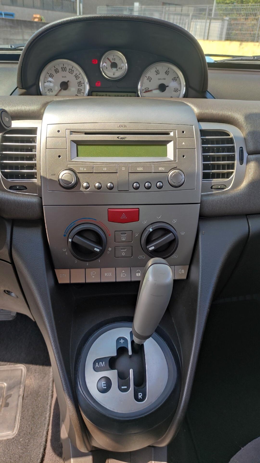 Lancia Ypsilon 1.4 16V AUTOMATICA NEOPATENTATI - 2006