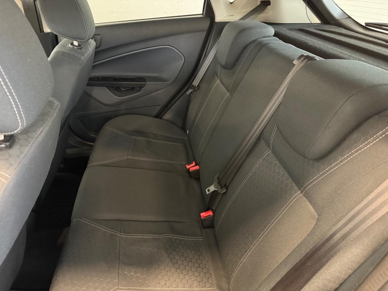 Ford Fiesta 1.4 TDCi 5p. Titanium
