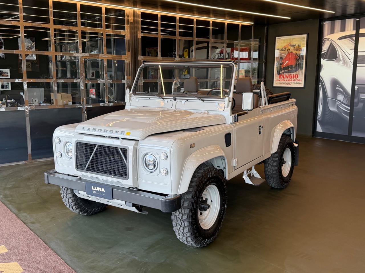 Land Rover Defender 90 2.5 td Soft Top 19J