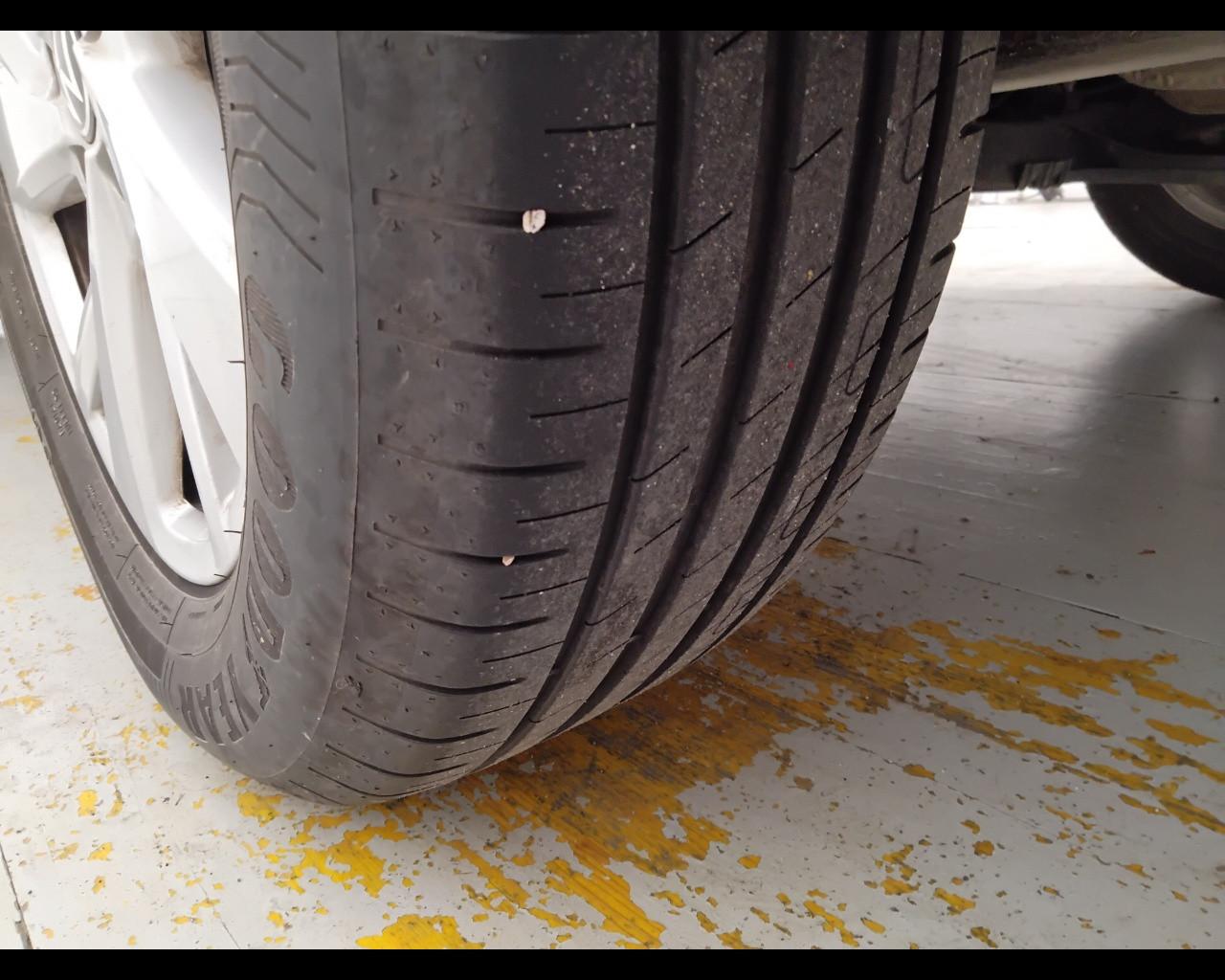 VOLKSWAGEN Taigo - Taigo 1.0 tsi Life 115cv