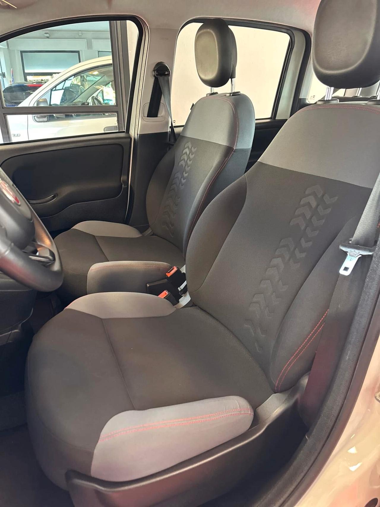 Fiat Panda 1.0 FireFly S&S Hybrid Easy NEOPATENTATI