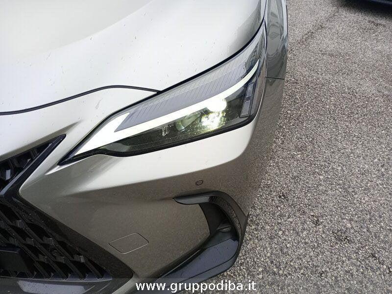 Lexus NX II 2022 350h 2.5 Premium 4wd 244cv e-cvt