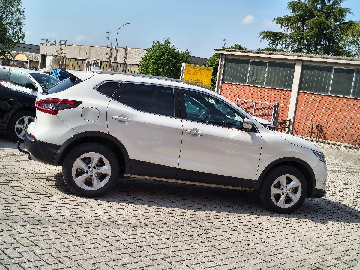 NISSAN - Qashqai - 1.6 dCi 4WD Tekna