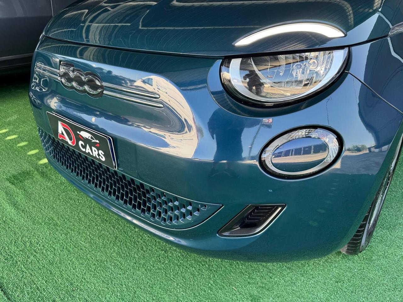 Fiat 500 Elettrica led cruis 2020