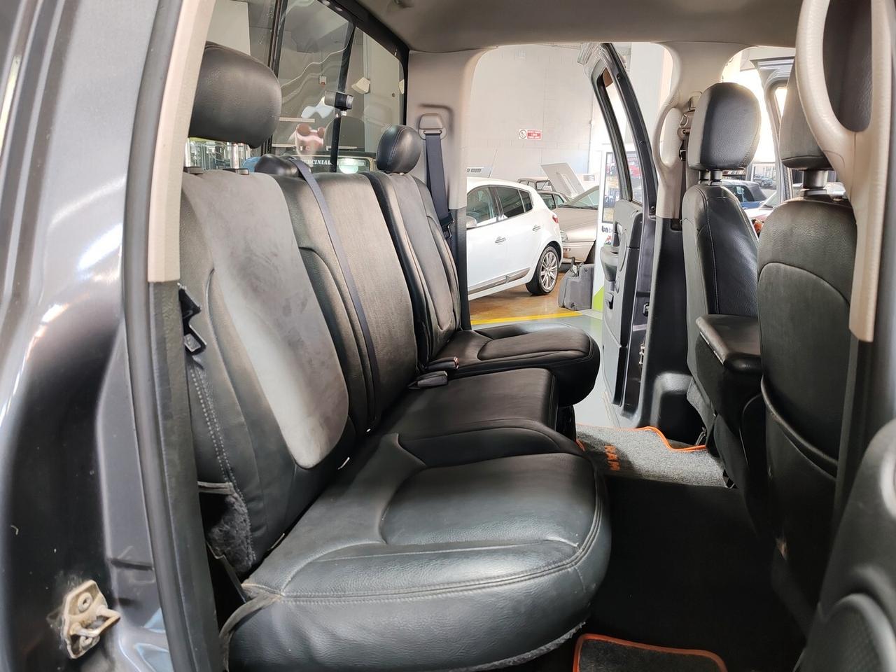 Dodge RAM 1500 Laramie