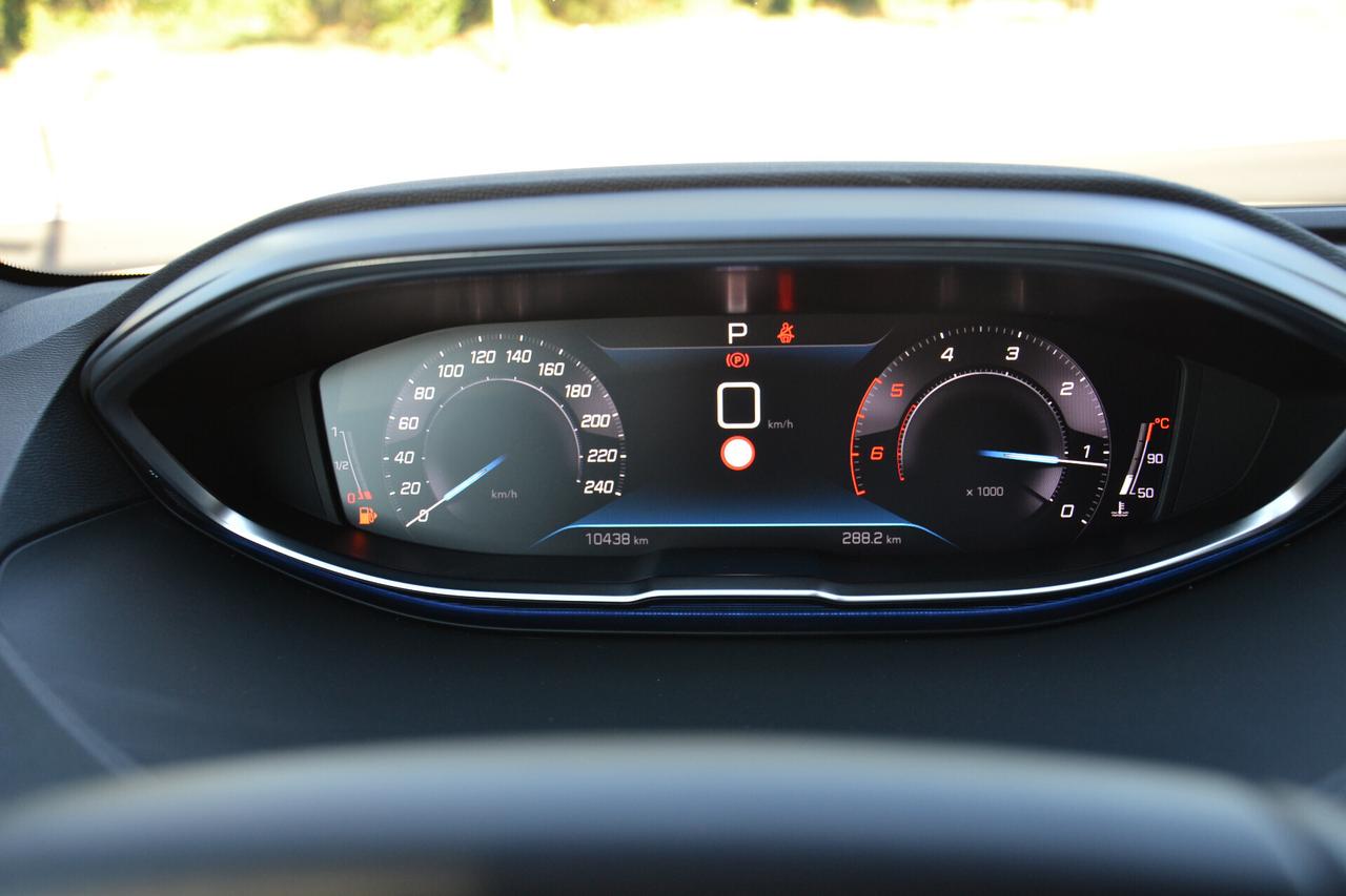 Peugeot 5008 1.5 HDi 130CV EAT8 7 POSTI **KM10000*PREZZO VERO*