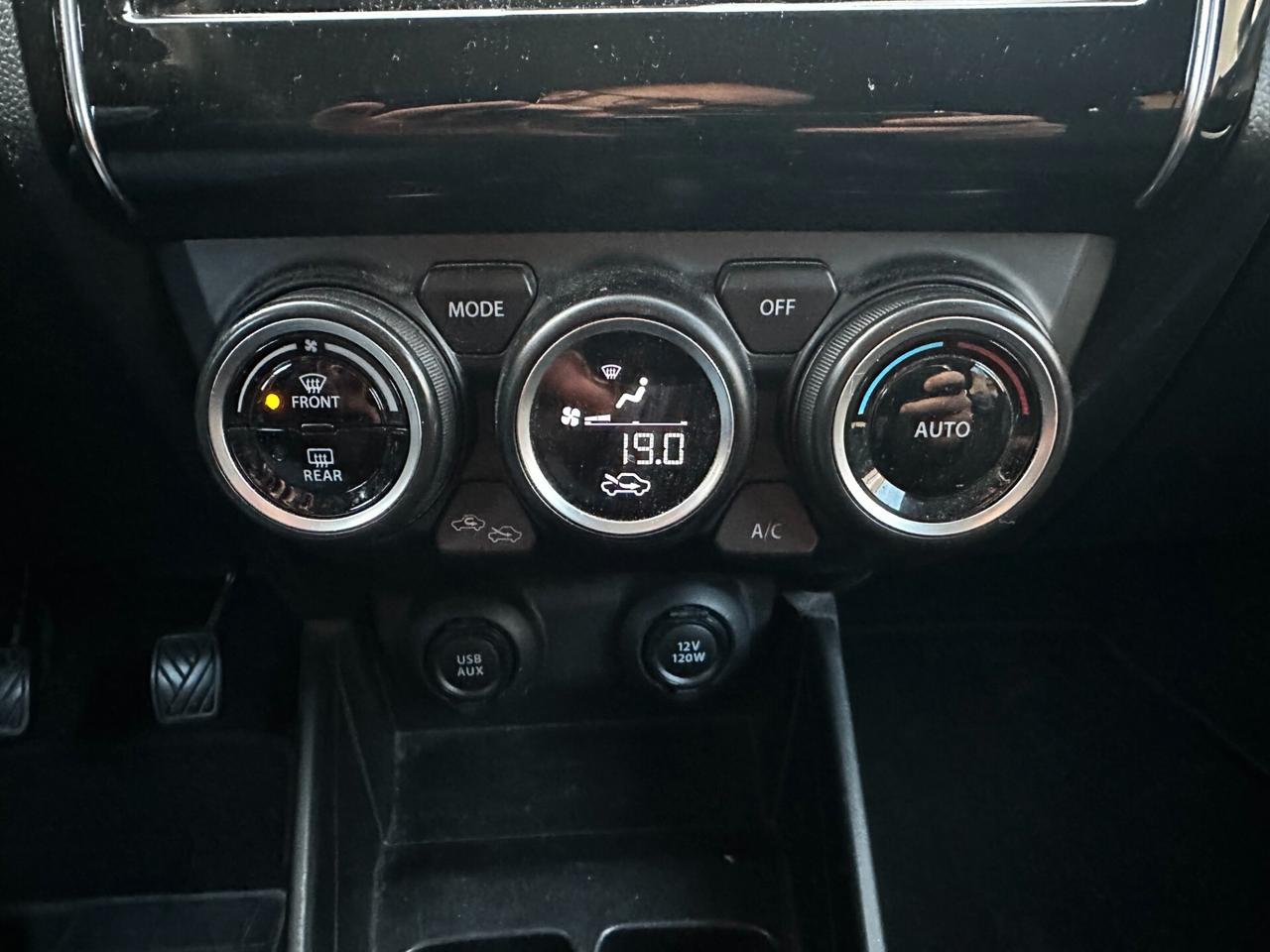 Suzuki Swift 1.2 Hybrid 4WD AllGrip Top "NEOPATENTATI"