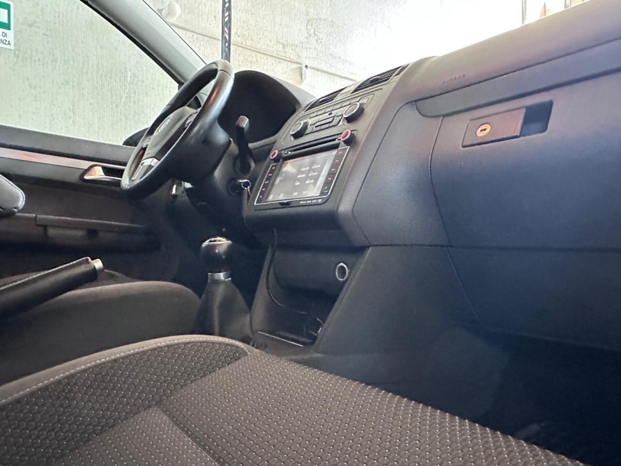Volkswagen Touran 1.6 TDI gancio traino