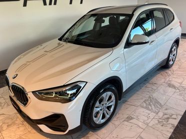 BMW X1 xDrive25e Business Advantage StepTronic 220cv