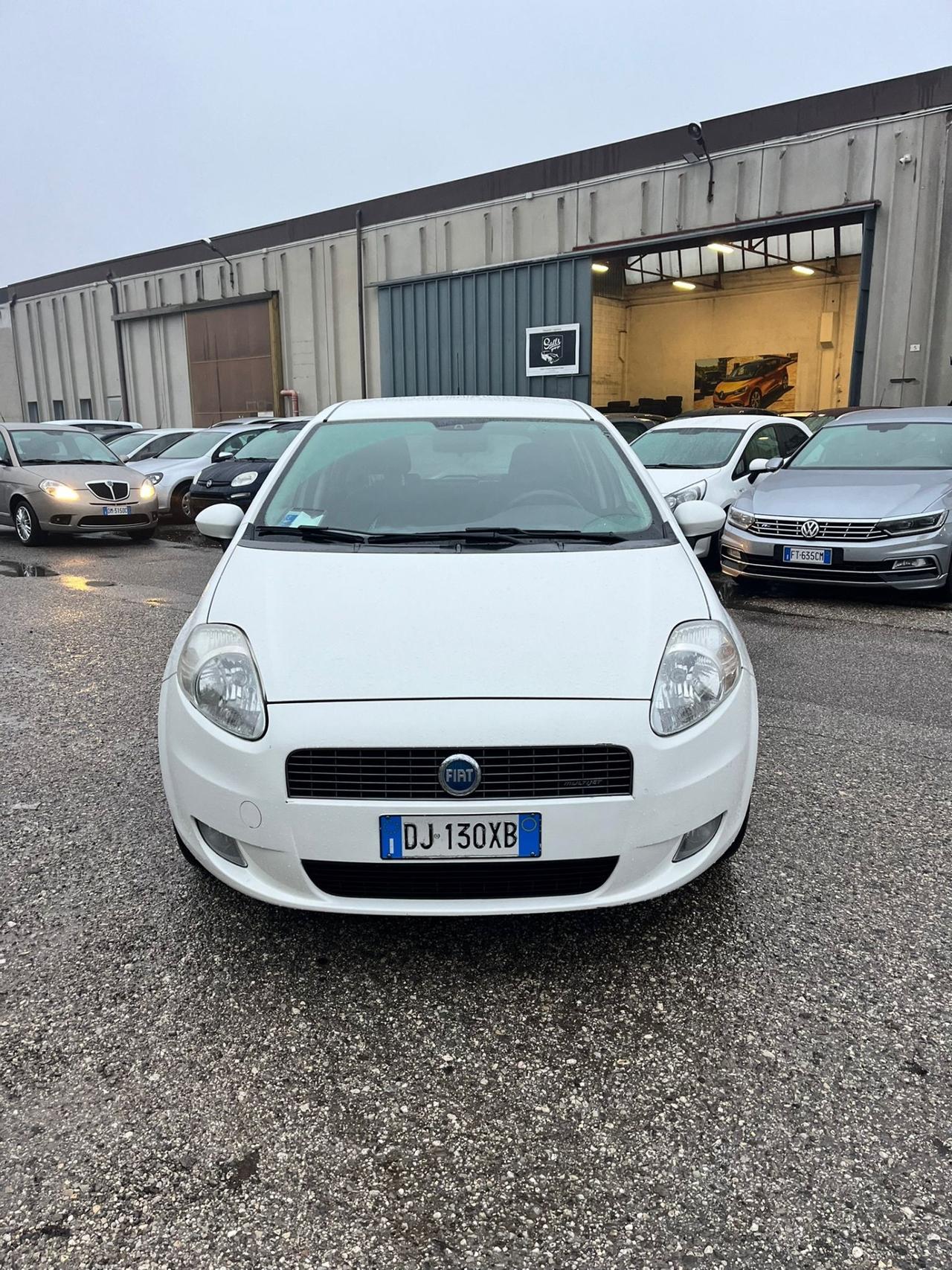 Fiat Grande Punto 1.3mjt Neopatentati