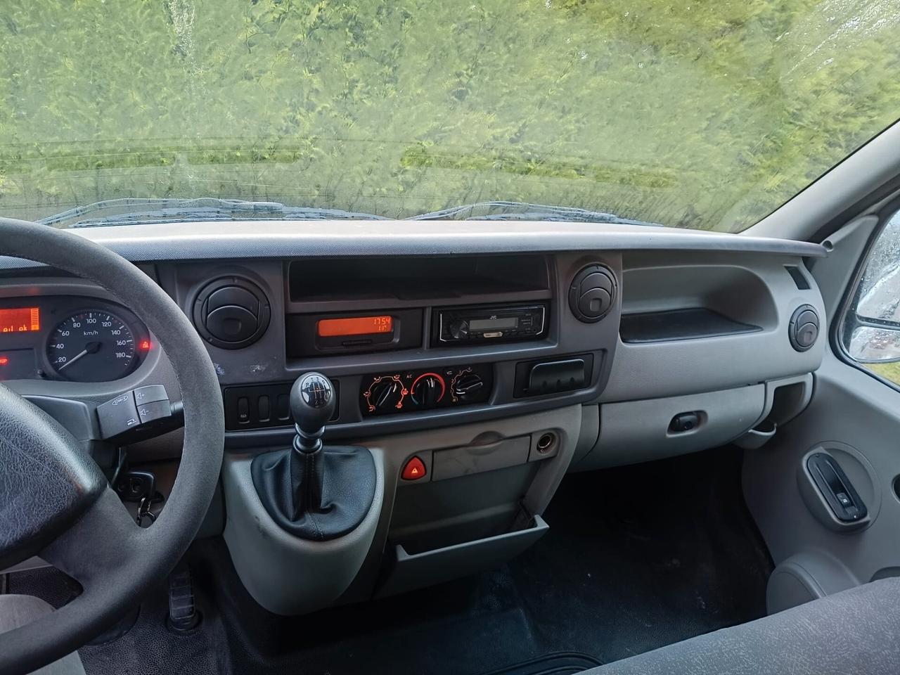 NISSAN INTERSTAR 2.5 CDI - 2006