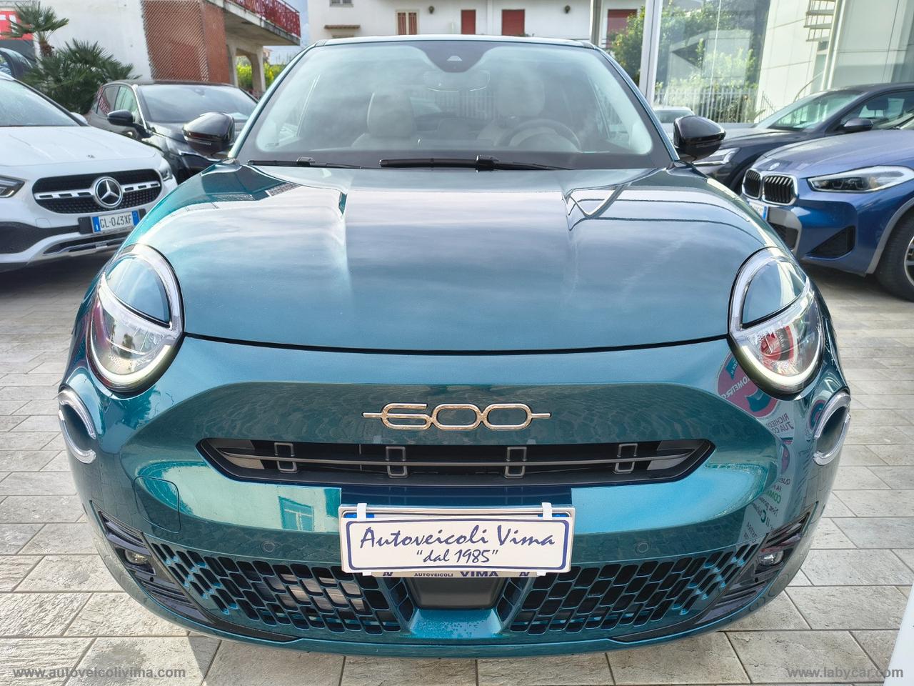 FIAT 600 Hybrid MHEV La Prima