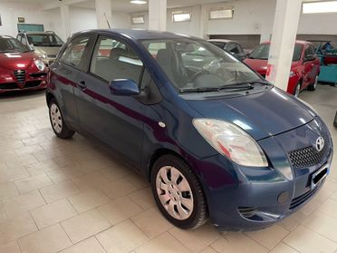 Toyota Yaris 1.0 3 porte