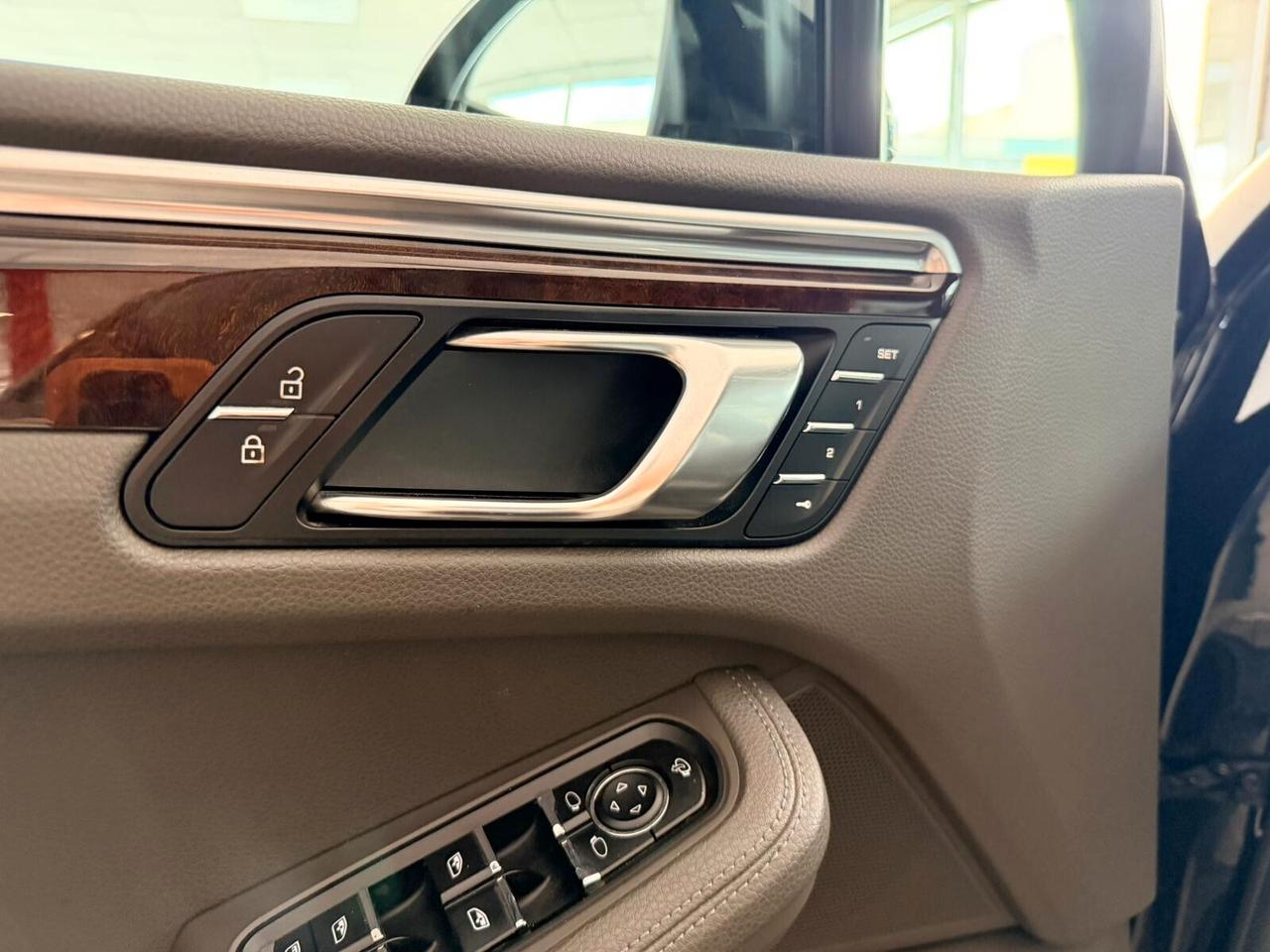 Porsche Macan 2.0 245CV PDK