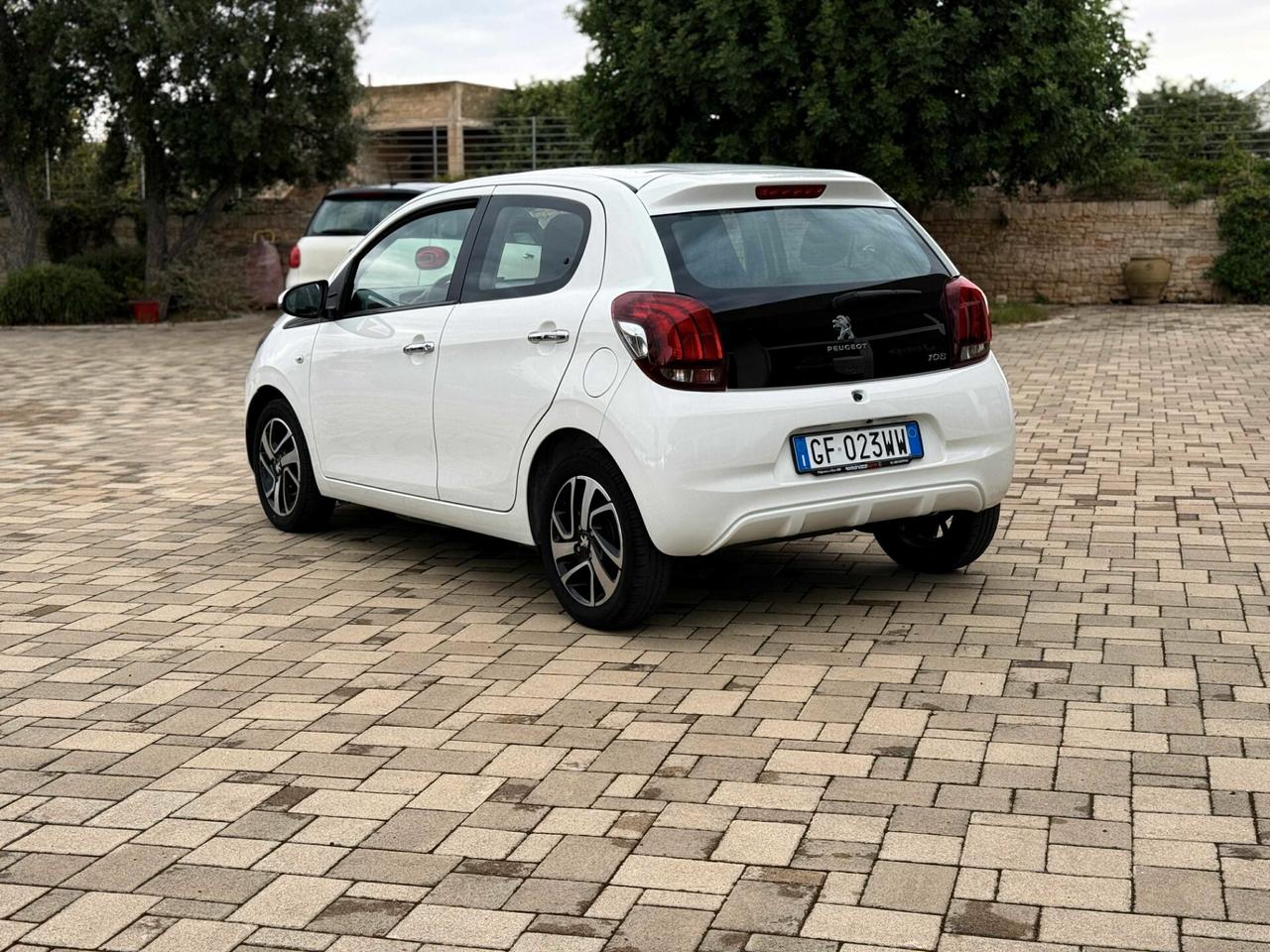 Peugeot 108 VTi 72 S&S 5 porte Allure
