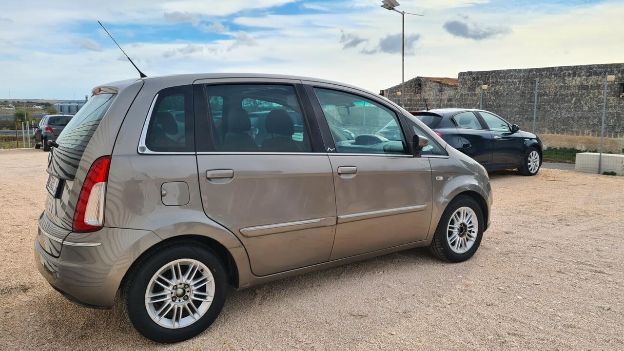 Lancia MUSA 1.3 Multijet 16V 90 CV Oro Plus