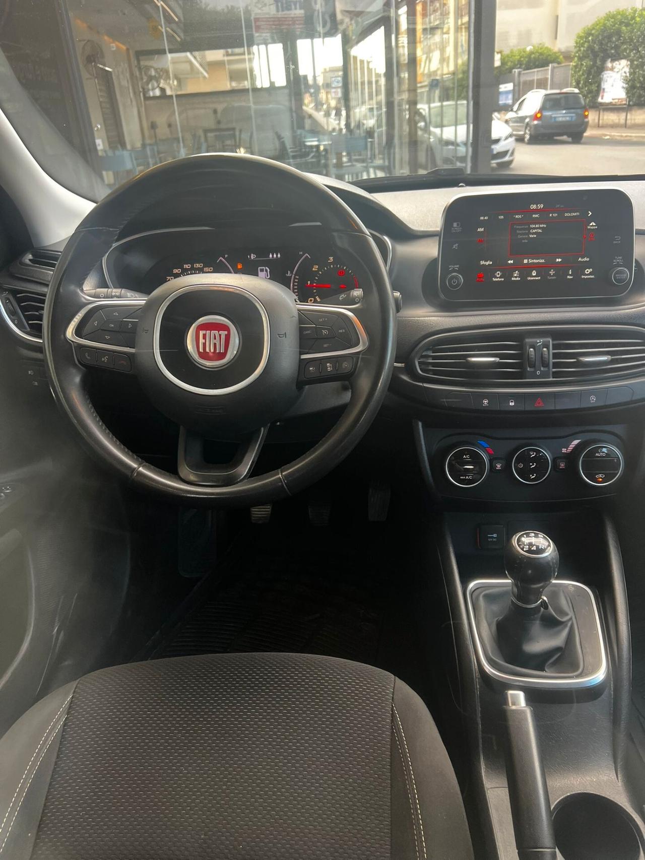 Fiat Tipo 1.3 Mjt S&S SW Lounge