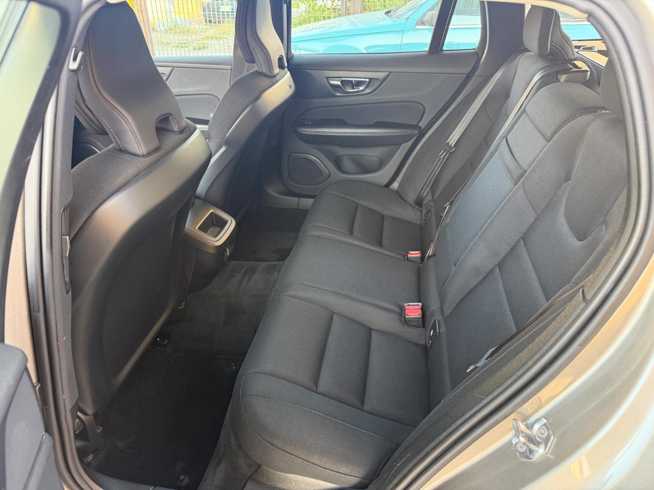 Volvo V60 D3 Business Navigatore 150cv - 2019