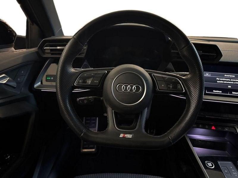 Audi A3 Sportback 35 2.0 tdi Identity Black s-tronic