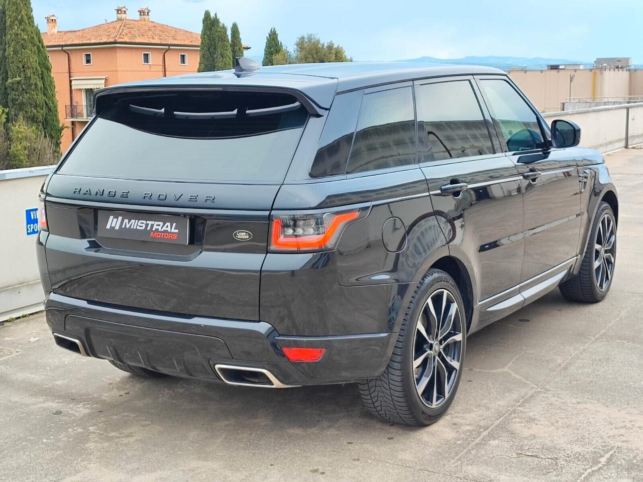 Land Rover Range Rover Sport 3.0 SDV6 Dynamic Black Pack